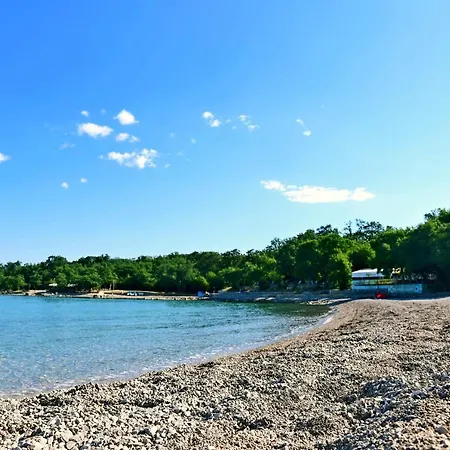 Next Door Maro & Ivan * 奈维斯