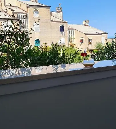 Next Door Maro & Ivan *