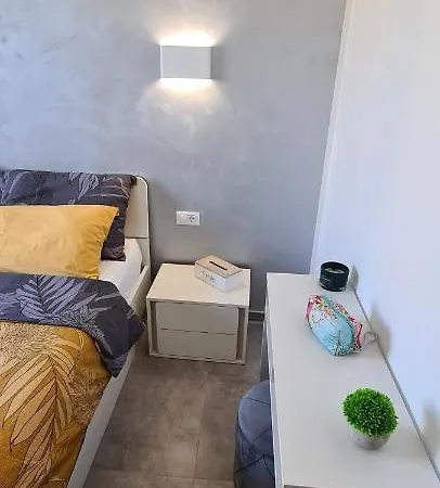 Next Door Maro & Ivan Apartamento Njivice