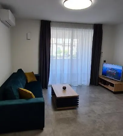 Next Door Maro & Ivan Apartamento *