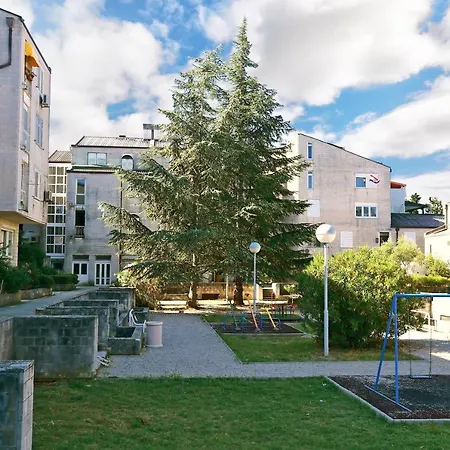 Next Door Maro & Ivan Apartamento *