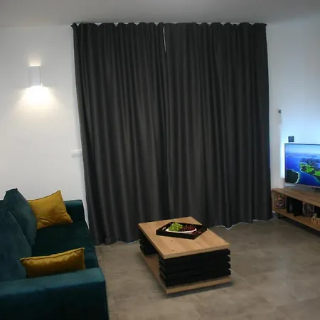 Next Door Maro & Ivan Apartamento *