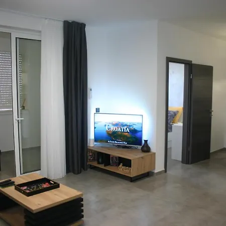 Next Door Maro & Ivan דירה *