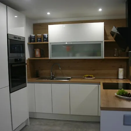 Next Door Maro & Ivan