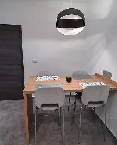 Next Door Maro & Ivan Apartman