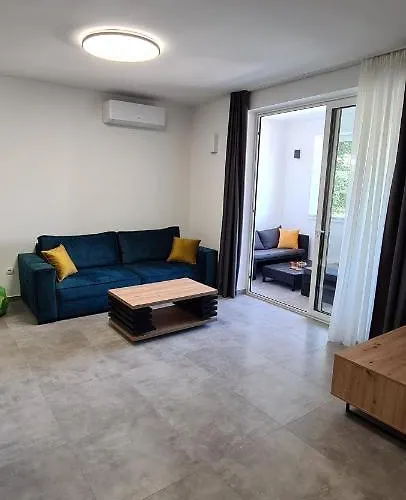 Next Door Maro & Ivan Apartman