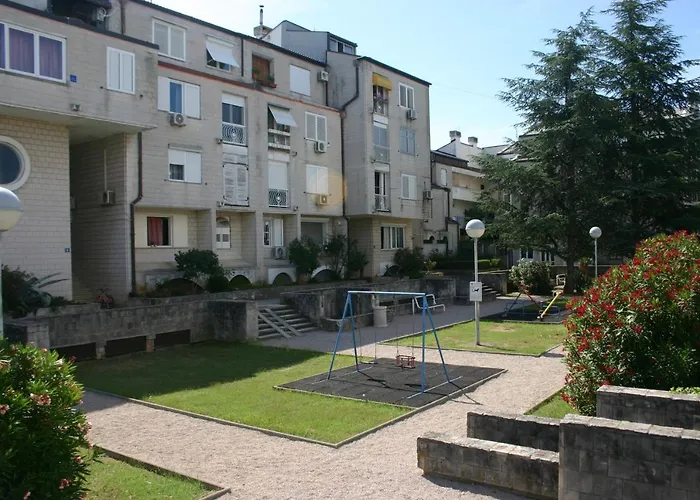 Apartman Next Door Maro & Ivan *